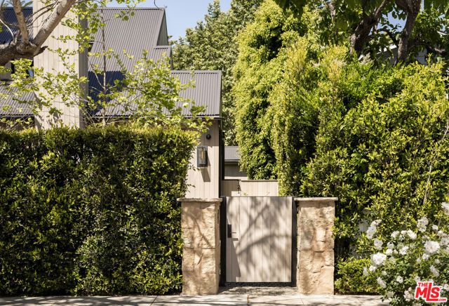 719 San Lorenzo Street, Santa Monica, CA 90402