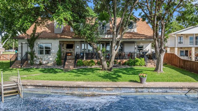 402 South Shorewood DR, Granite Shoals, TX 78654