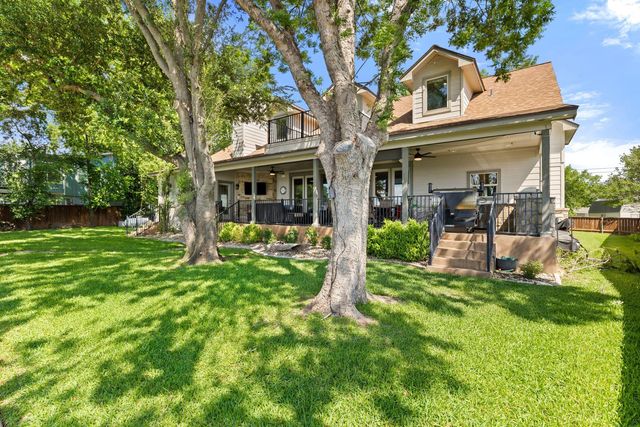 402 South Shorewood DR, Granite Shoals, TX 78654