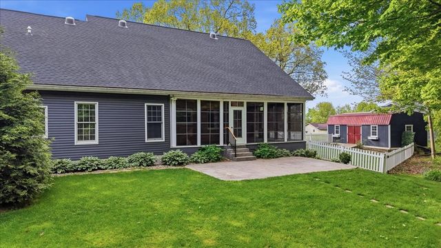 3737 Apple Valley Drive, Howard, OH 43028