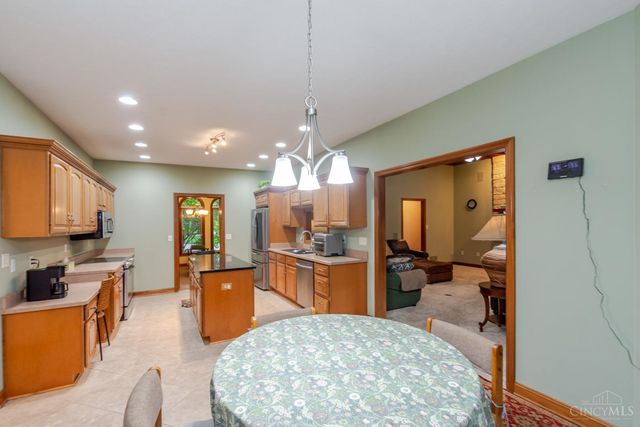2400 Gatesland Court, Miami Twp, OH 45459