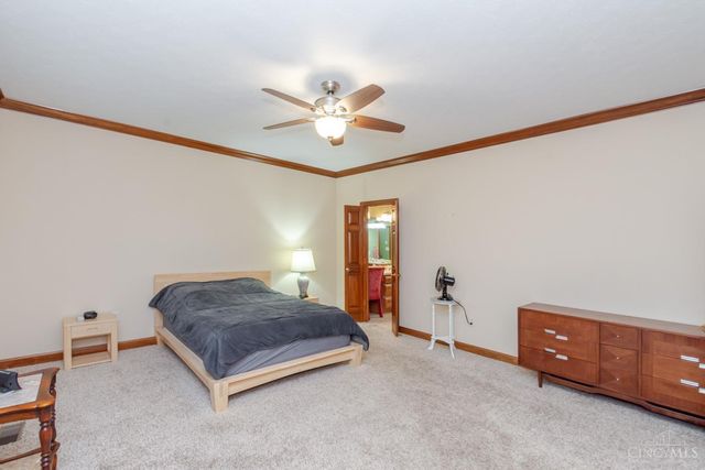 2400 Gatesland Court, Miami Twp, OH 45459