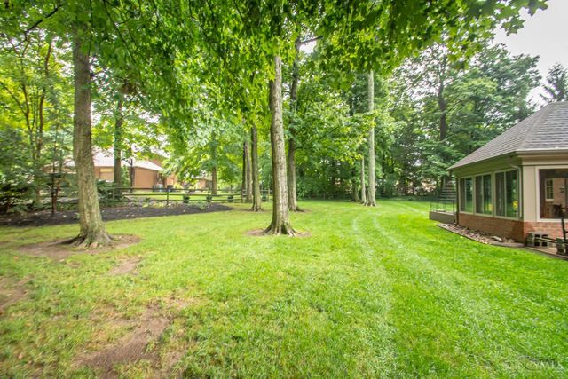 2400 Gatesland Court, Miami Twp, OH 45459