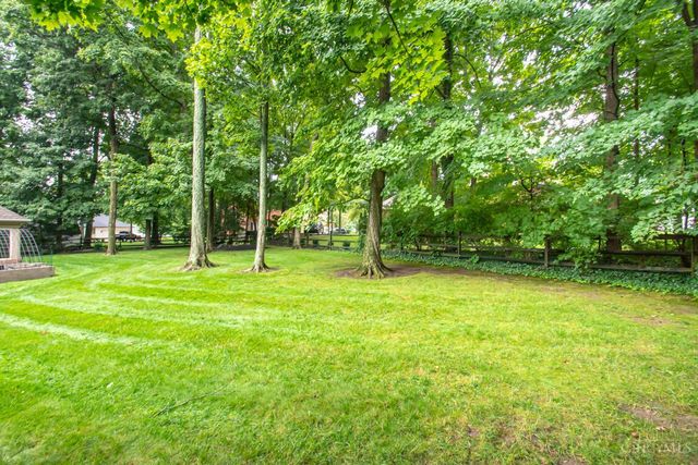 2400 Gatesland Court, Miami Twp, OH 45459