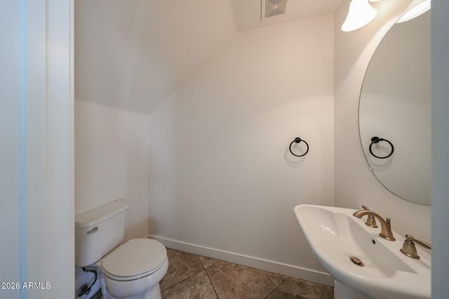 3030 N 38TH Street 108, Phoenix, AZ 85018