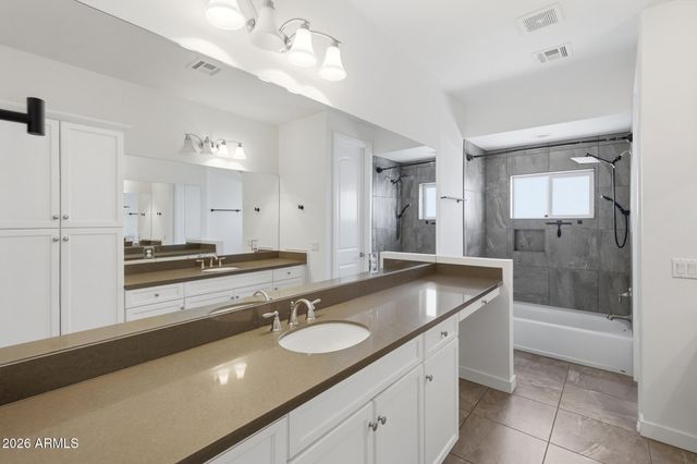 3030 N 38TH Street 108, Phoenix, AZ 85018