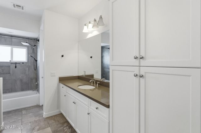 3030 N 38TH Street 108, Phoenix, AZ 85018