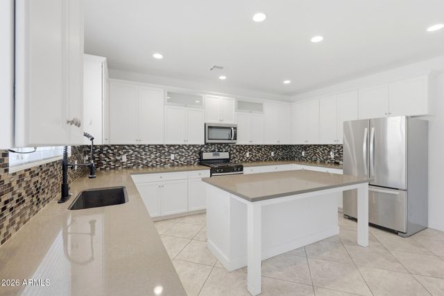 3030 N 38TH Street 108, Phoenix, AZ 85018