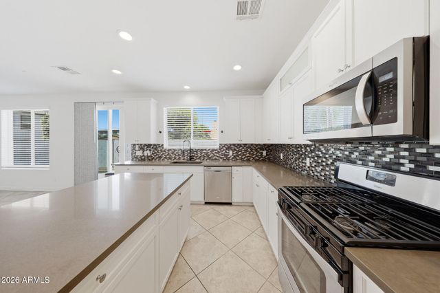 3030 N 38TH Street 108, Phoenix, AZ 85018