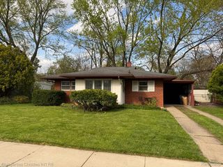 22000 Sunset Boulevard, Oak Park, MI 48237