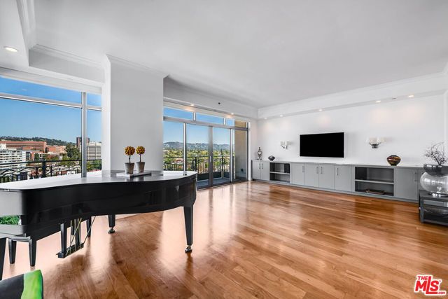10800 Wilshire Boulevard 1101, Los Angeles, CA 90024