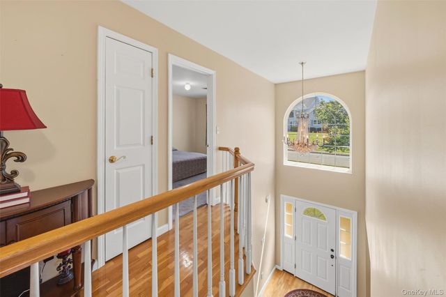 8 Wayne Court, Middletown, NY 10941