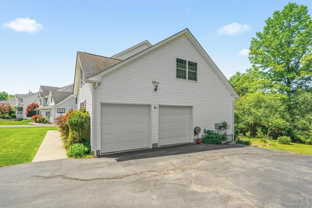 8 Wayne Court, Middletown, NY 10941