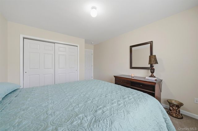 8 Wayne Court, Middletown, NY 10941
