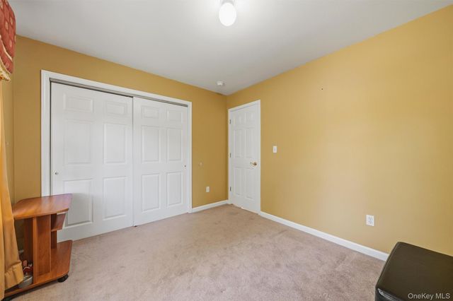 8 Wayne Court, Middletown, NY 10941