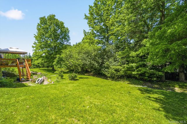8 Wayne Court, Middletown, NY 10941