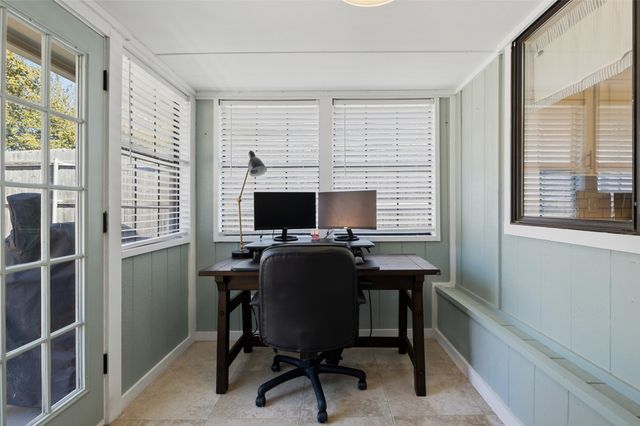 10120 Regent Row Street, Benbrook, TX 76126