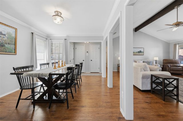 10120 Regent Row Street, Benbrook, TX 76126