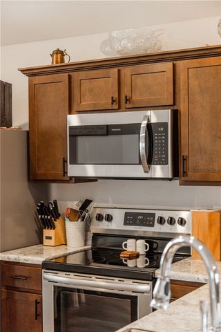 2106 E Annette Drive, Siloam Springs, AR 72761