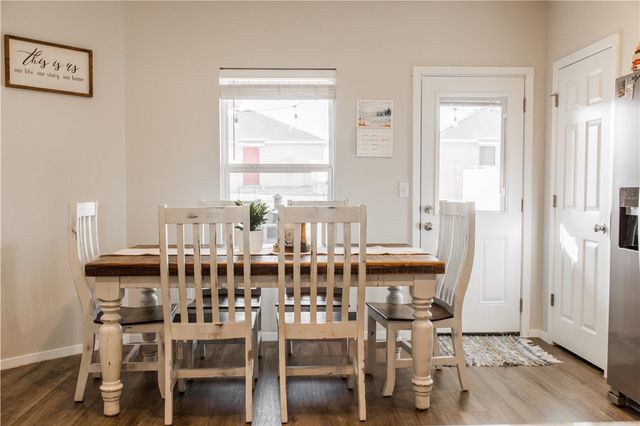 2106 E Annette Drive, Siloam Springs, AR 72761