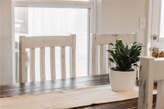 2106 E Annette Drive, Siloam Springs, AR 72761