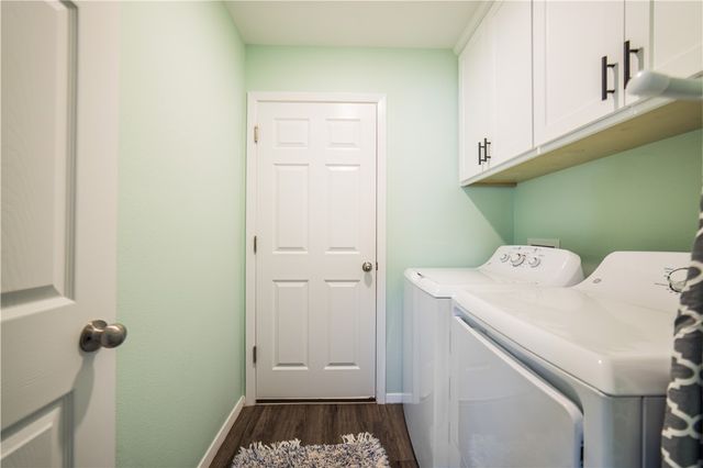 2106 E Annette Drive, Siloam Springs, AR 72761