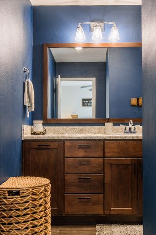 2106 E Annette Drive, Siloam Springs, AR 72761