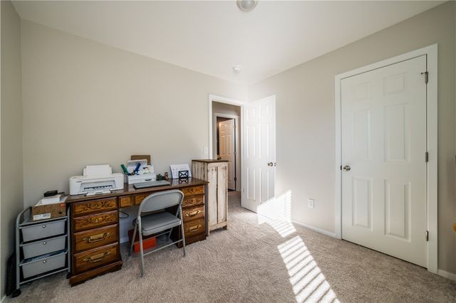 2106 E Annette Drive, Siloam Springs, AR 72761