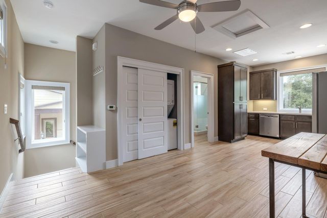 701 Josephine ST Garage Apt, Austin, TX 78704