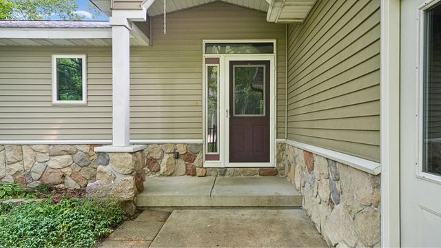 4864 Westshire Drive Nw, Alpine Twp, MI 49321