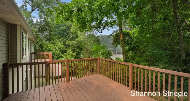 4864 Westshire Drive Nw, Alpine Twp, MI 49321