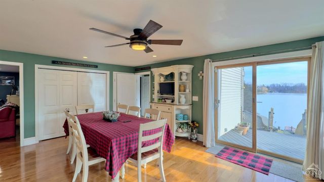 66 Castle Point, Athens, NY 12015