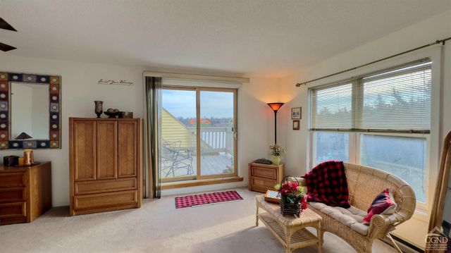 66 Castle Point, Athens, NY 12015