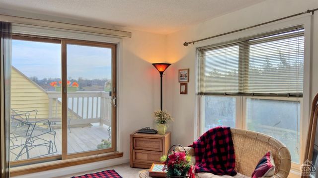 66 Castle Point, Athens, NY 12015