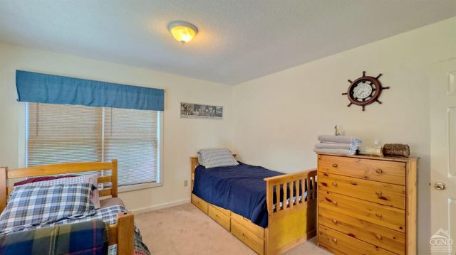 66 Castle Point, Athens, NY 12015