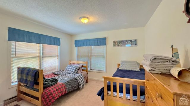 66 Castle Point, Athens, NY 12015