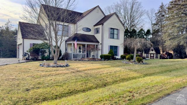 66 Castle Point, Athens, NY 12015