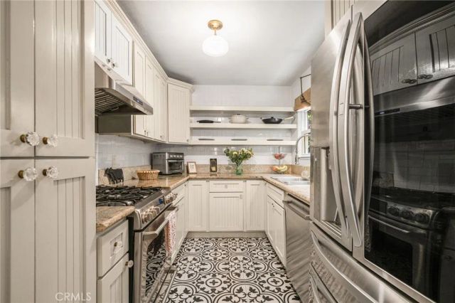 5130 W 20th, Los Angeles, CA 90016