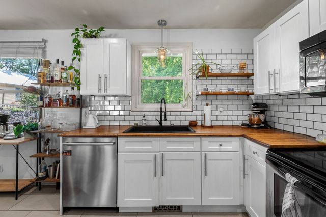 205 Cedar Dr, Franklin, TN 37064