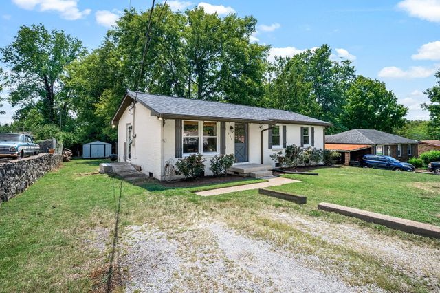 205 Cedar Dr, Franklin, TN 37064