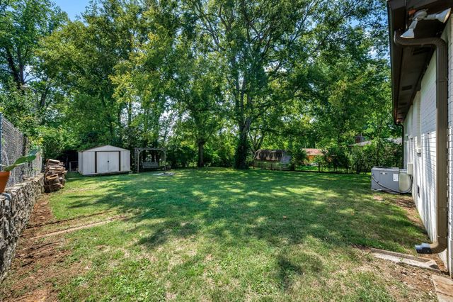 205 Cedar Dr, Franklin, TN 37064