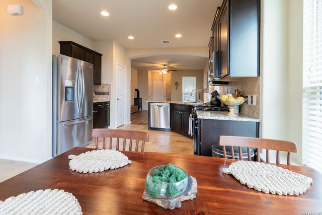 22439 Akin Fawn, San Antonio, TX 78261
