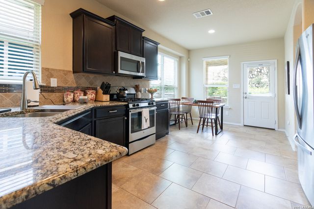 22439 Akin Fawn, San Antonio, TX 78261