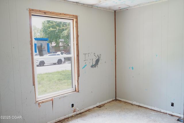 3019 W 17th Street Street, Joplin, MO 64801