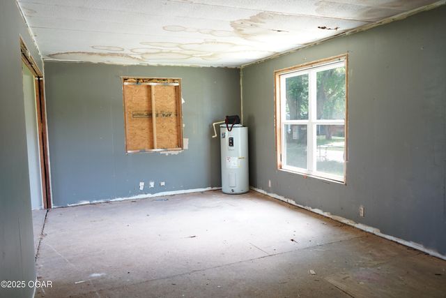 3019 W 17th Street Street, Joplin, MO 64801