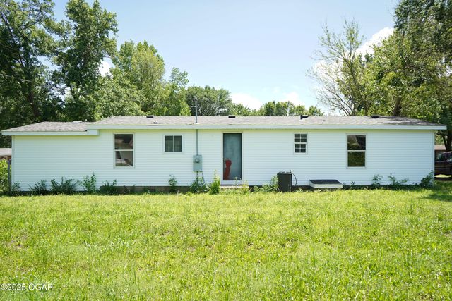 3019 W 17th Street Street, Joplin, MO 64801