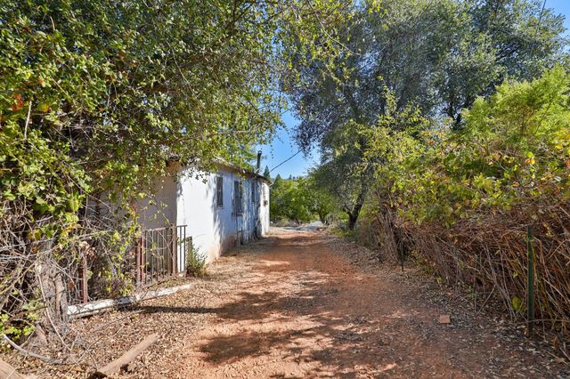 2840 Hickory Ln, Placerville, CA 95667