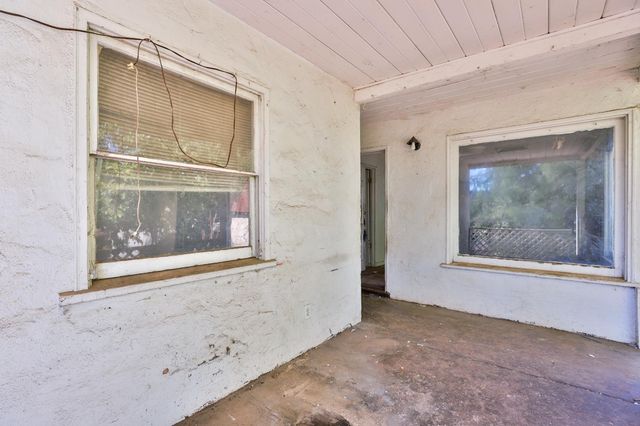 2840 Hickory Ln, Placerville, CA 95667