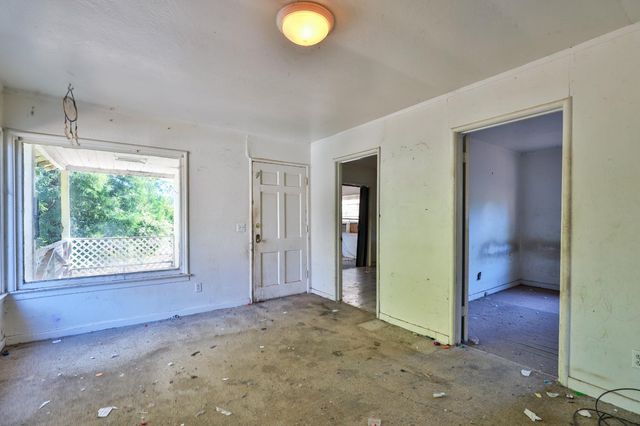 2840 Hickory Ln, Placerville, CA 95667