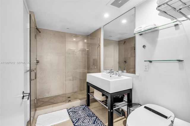 495 Brickell Ave 5301, Miami, FL 33131